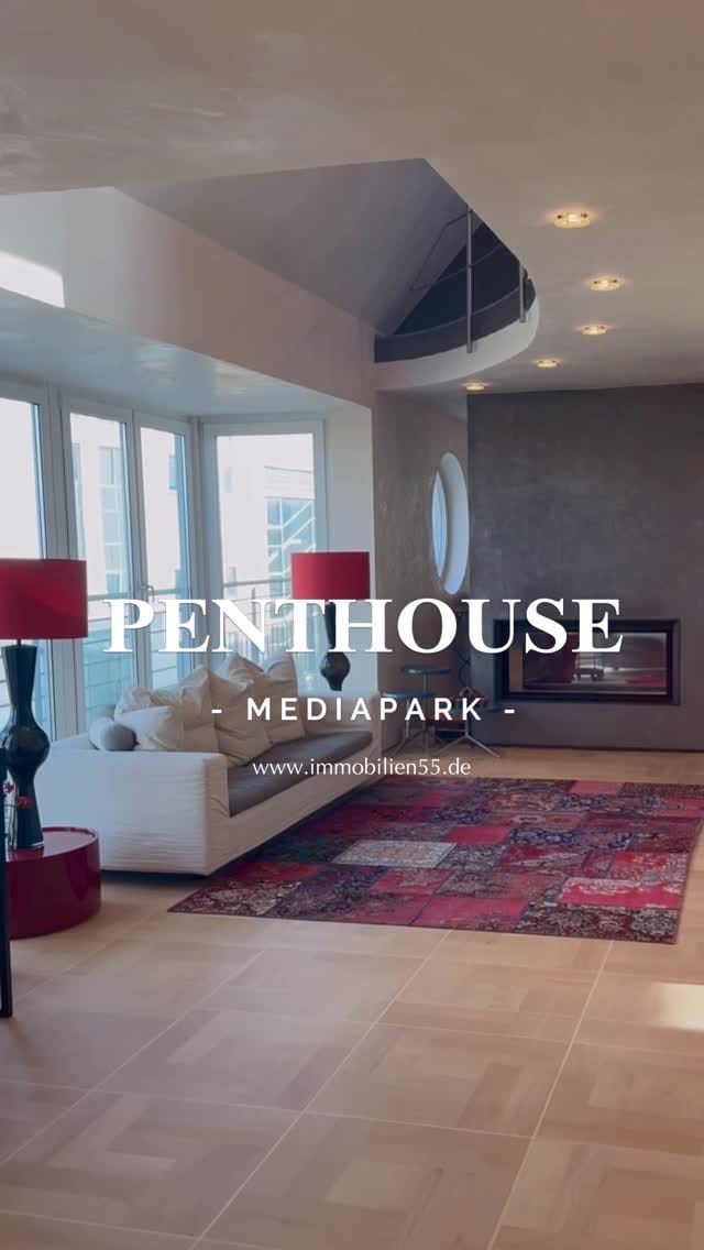 Post 5 by IMMOBILIEN \ 55 on Instagram (video)