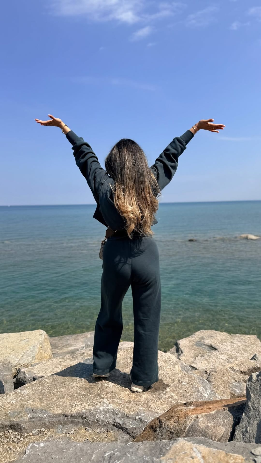 Post 5 by Loveya\ugc/toronto on Instagram (video)