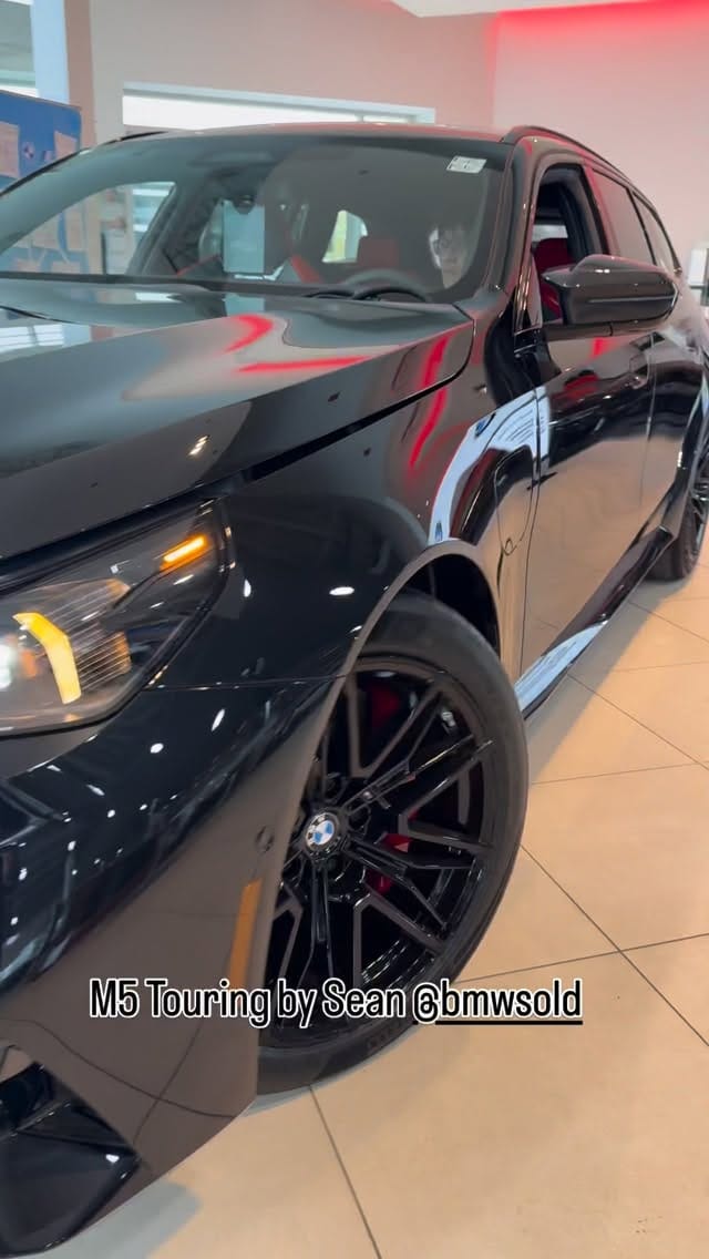 Post 7 by Sean Sheibani on Instagram (video)