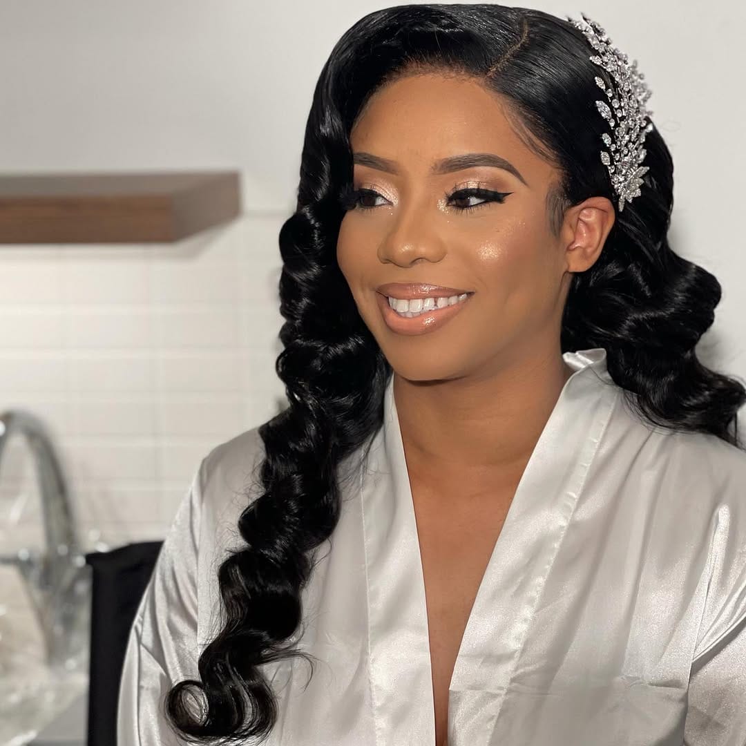 Post 8 by Avaya Noelle Beauty Atelier on Instagram (carousel)