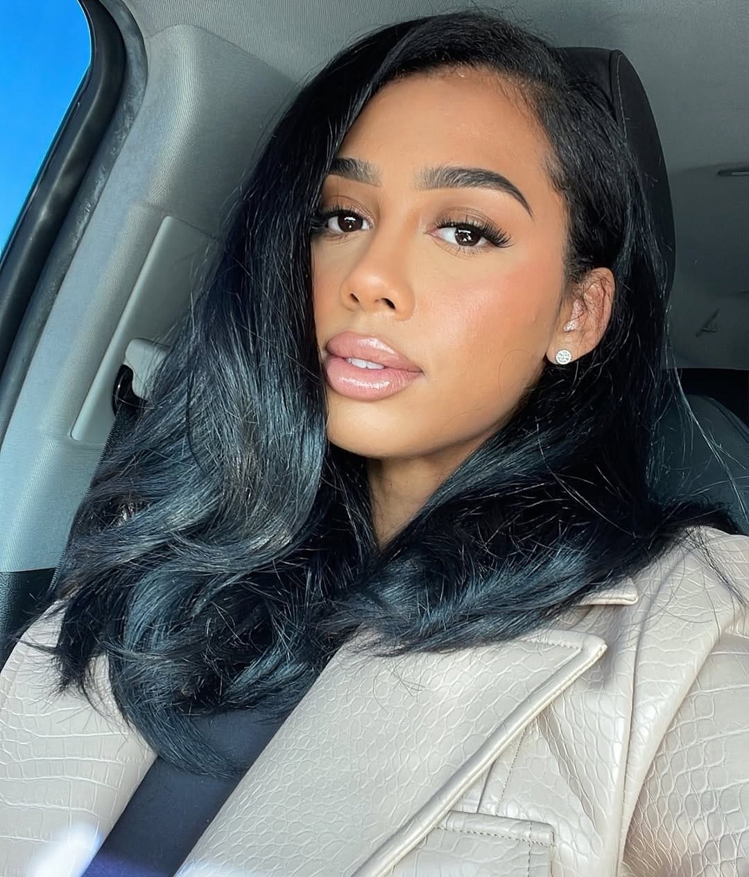 Post 10 by ESSENCE on Instagram (image)