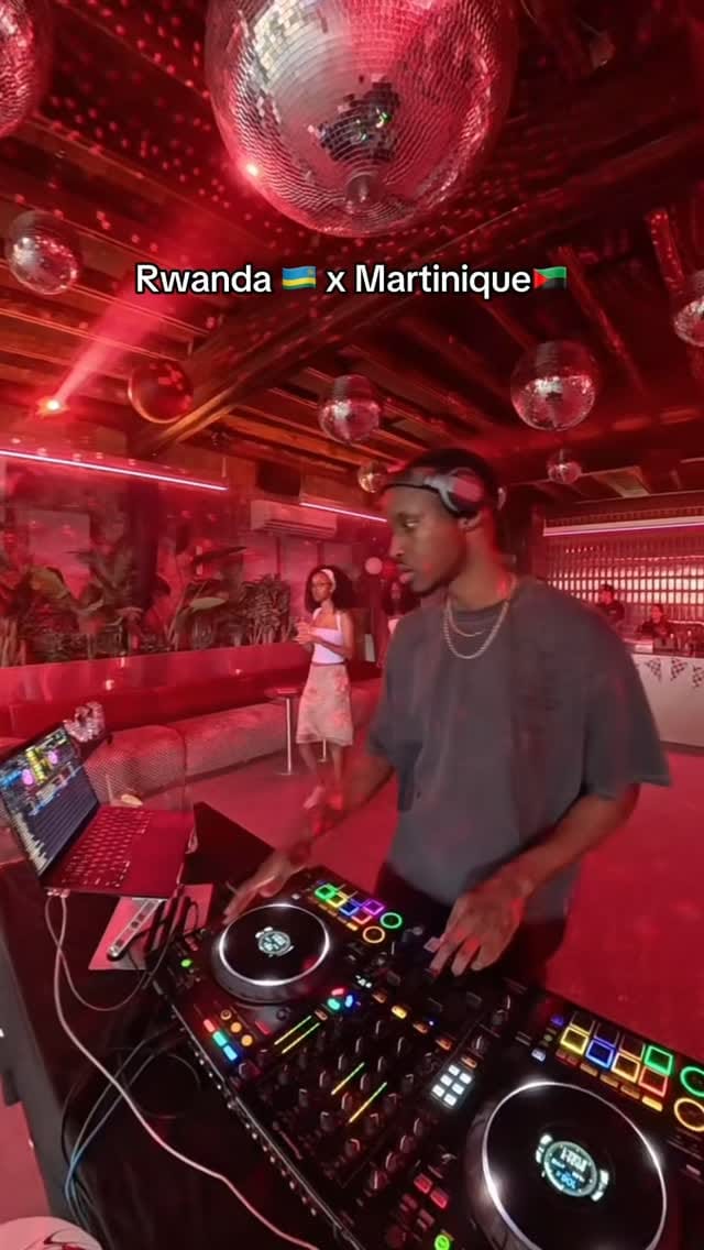 Post 5 by Waklexx🇧🇮🇨🇦 on Instagram (video)