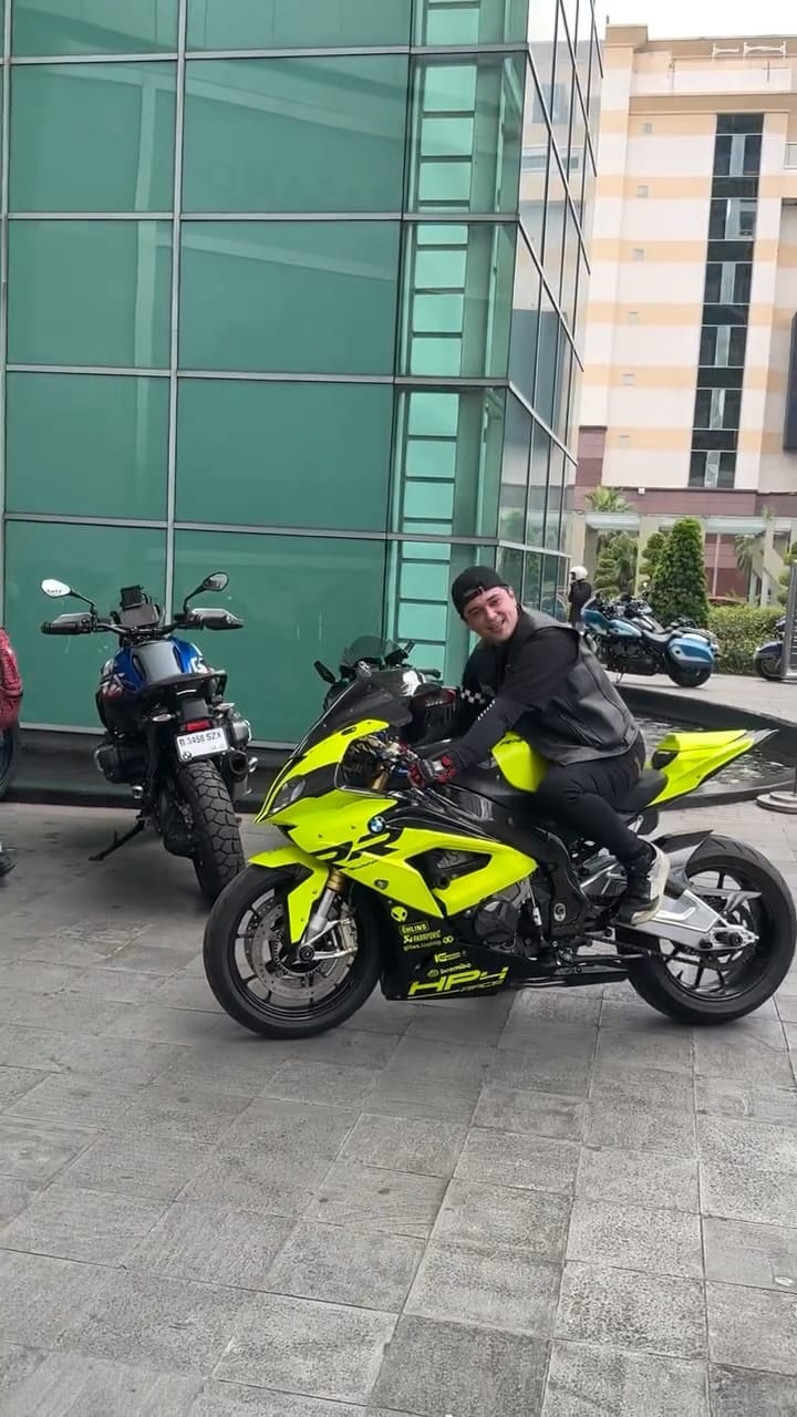 Post 2 by Antony Hillenaar on Instagram (video)