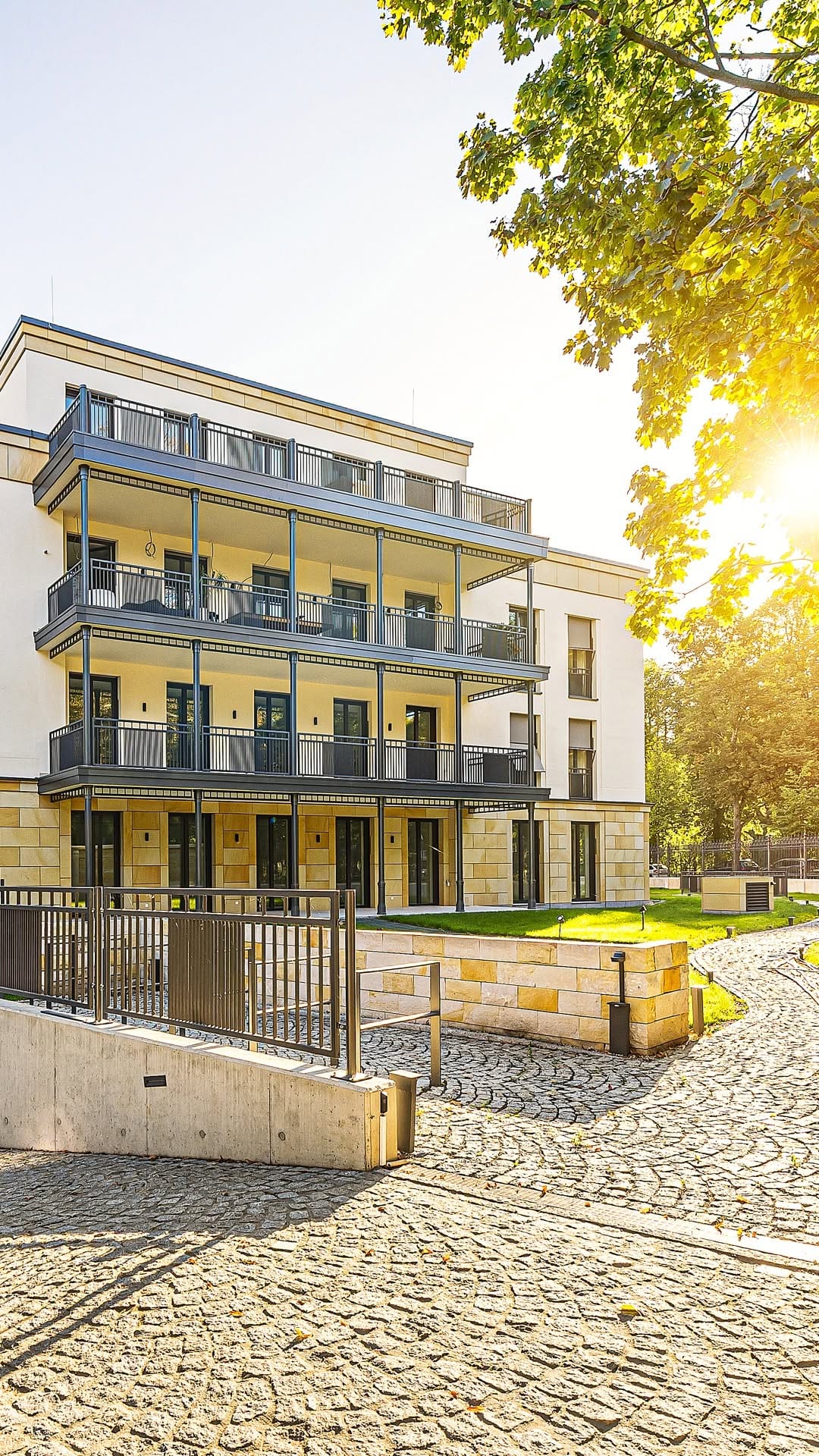 Post 5 by Dima Immobilien Leipzig on Instagram (video)