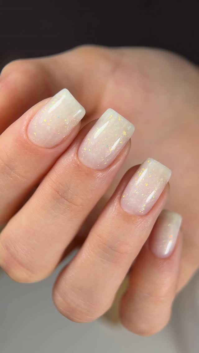 Post 7 by Sofi | Nail Artist & Educator on Instagram (video)