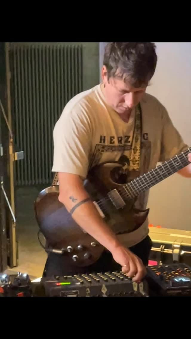 Post 5 by B I G | B R A V E on Instagram (video)