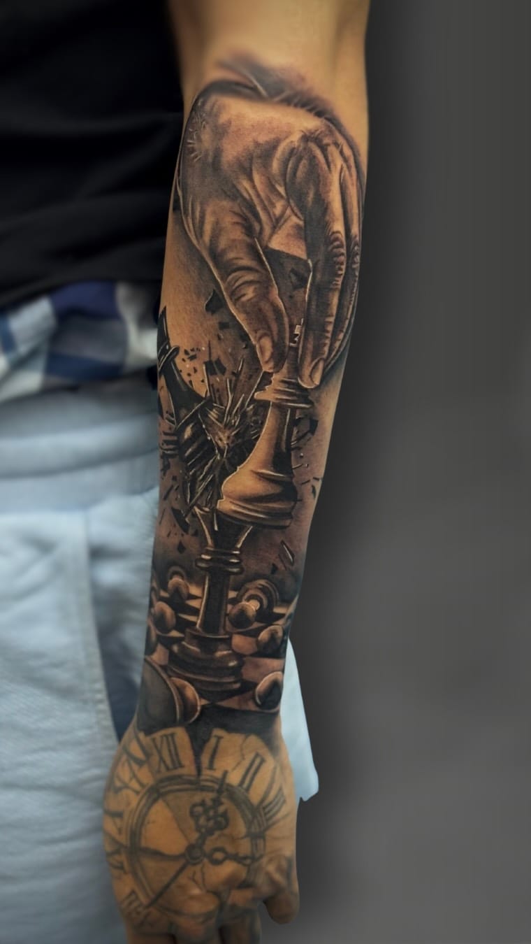 Post 9 by VANCOUVER TATTOO ARTIST on Instagram (video)