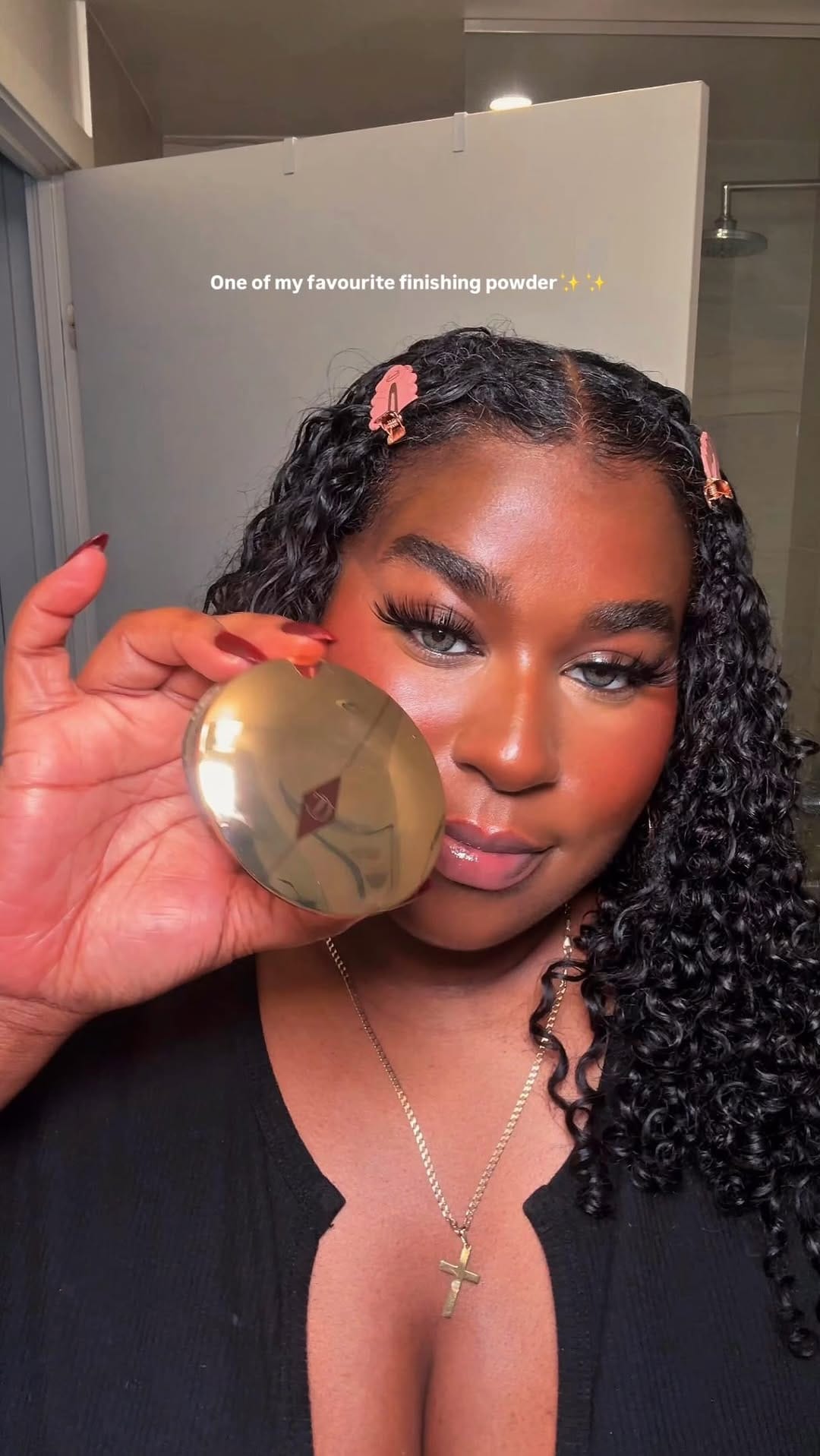 Post 4 by NICOLE | Makeup Artist & Content Creator on Instagram (video)