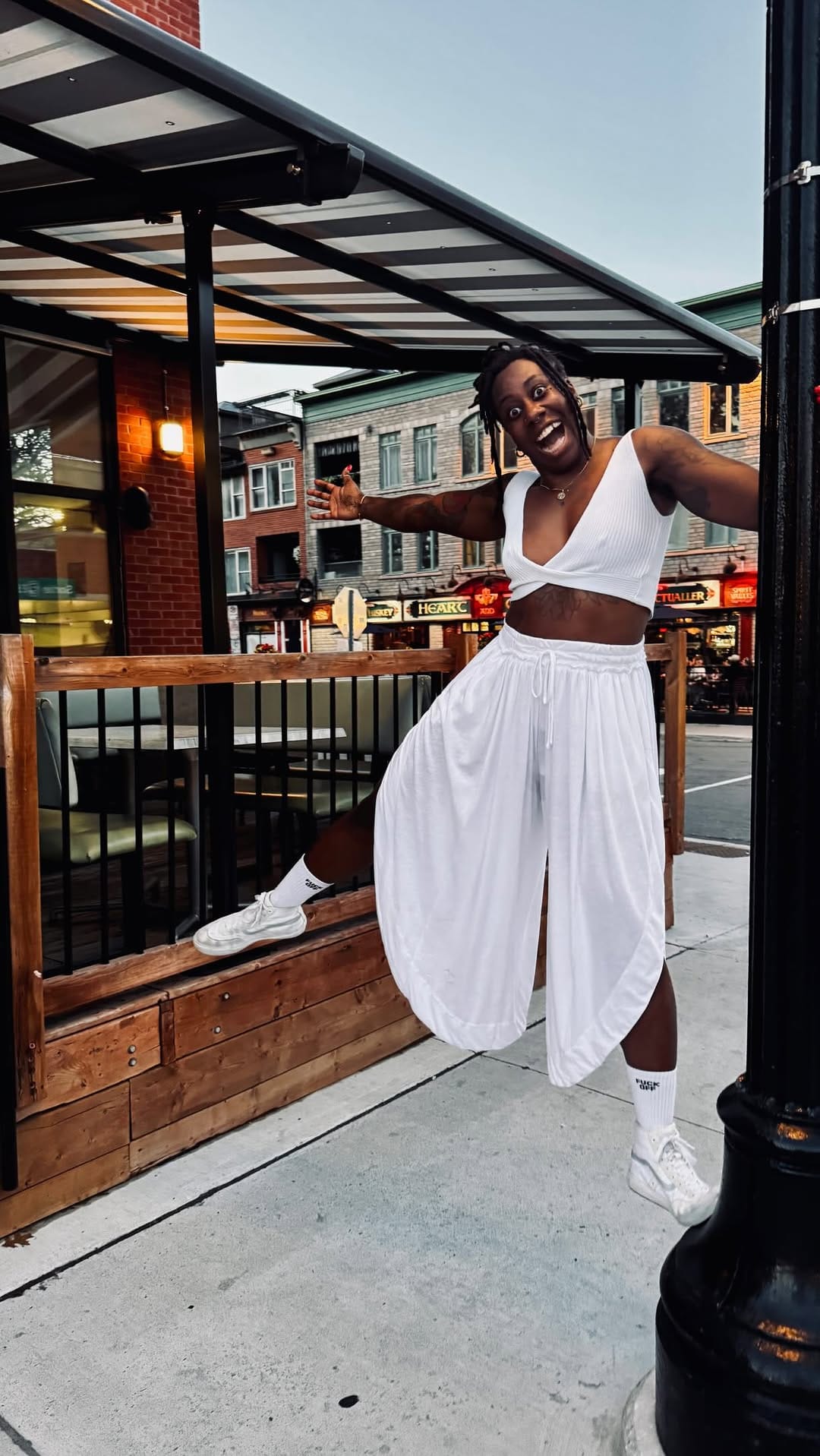 Post 3 by Ro Nwosu on Instagram (video)
