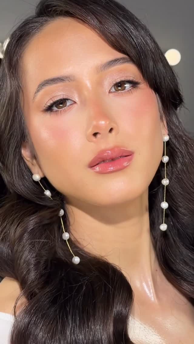Post 6 by ELITE MAKEUP ARTIST| CANADA on Instagram (video)