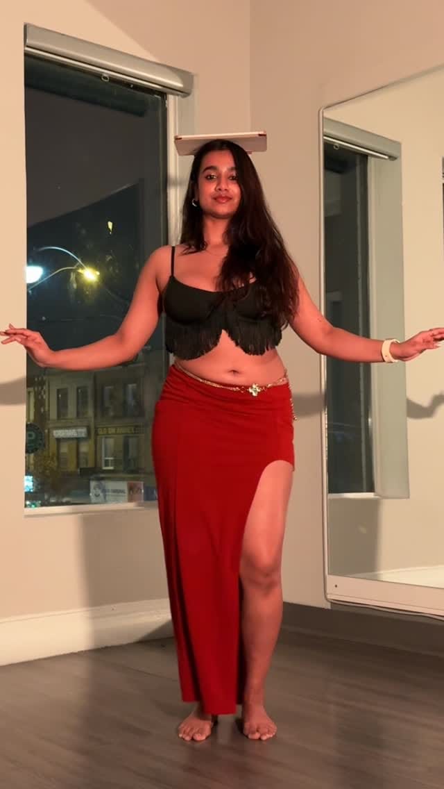 Post 6 by Rashmi Khade on Instagram (video)