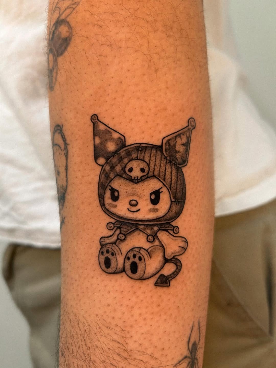 Post 1 by Lazythom tattoo on Instagram (carousel)
