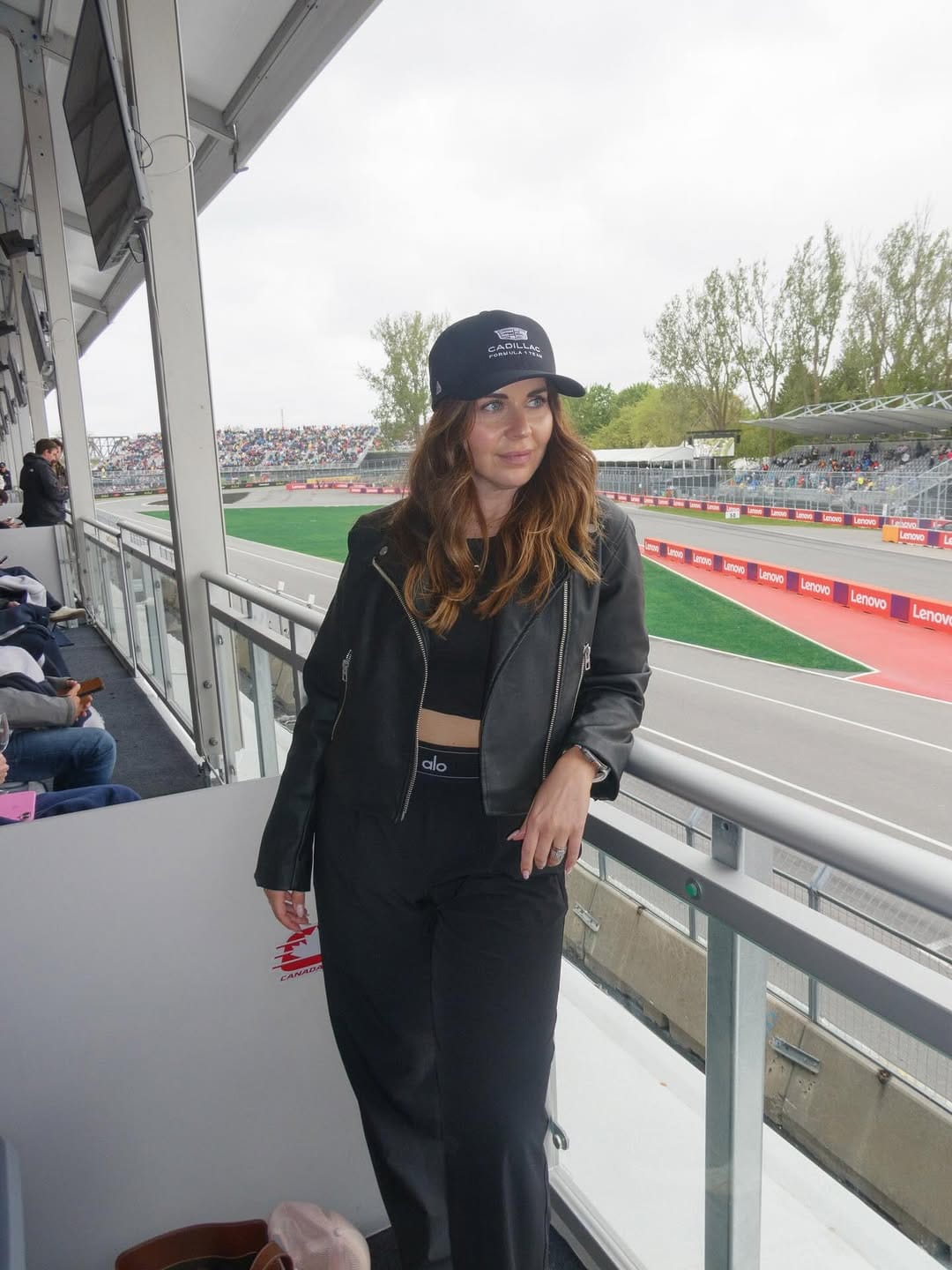 Post 4 by Shayna Wiwierski I Montreal content creator on Instagram (carousel)