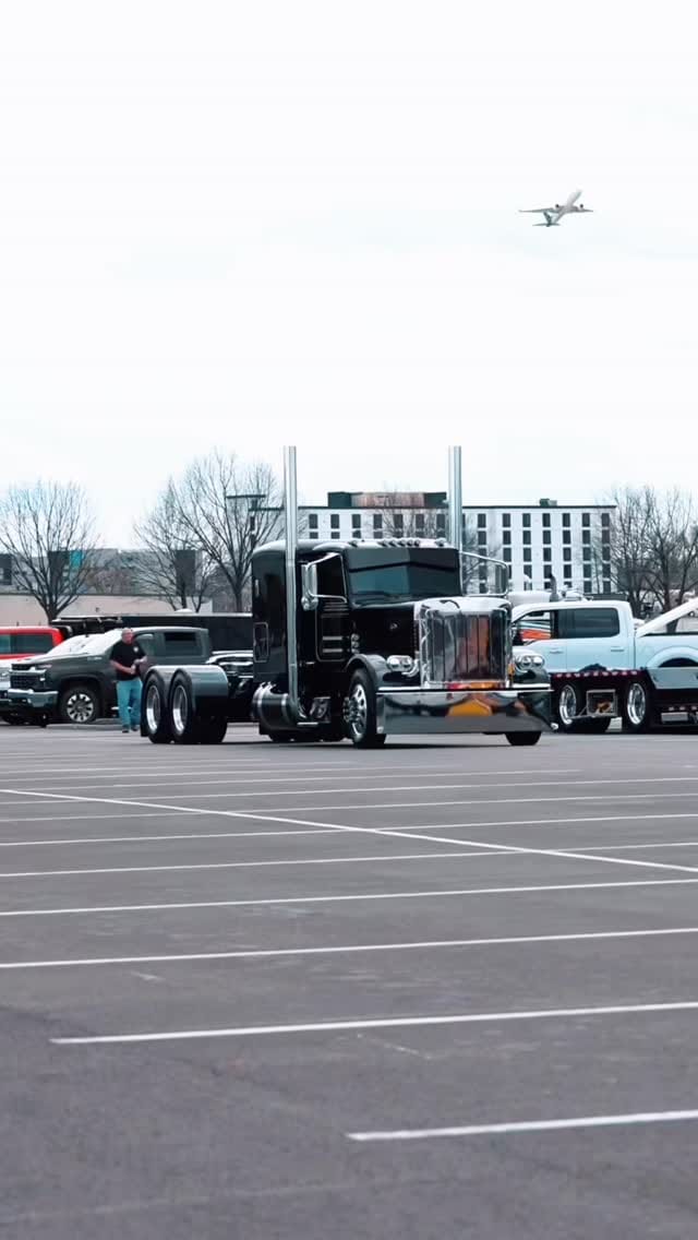Post 7 by Pindan Aaley on Instagram (video)
