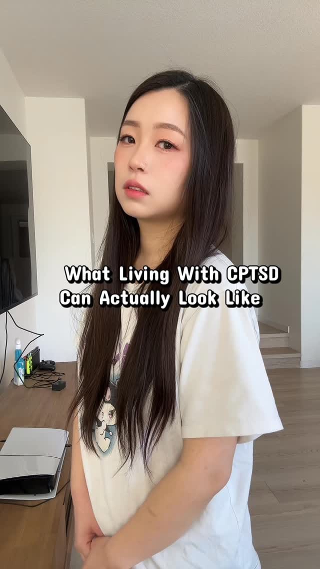 Post 5 by Bonnie 이지현 on Instagram (video)