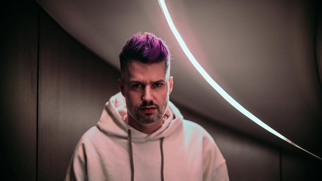 Post 7 by Benoit Laroche on Instagram (image)