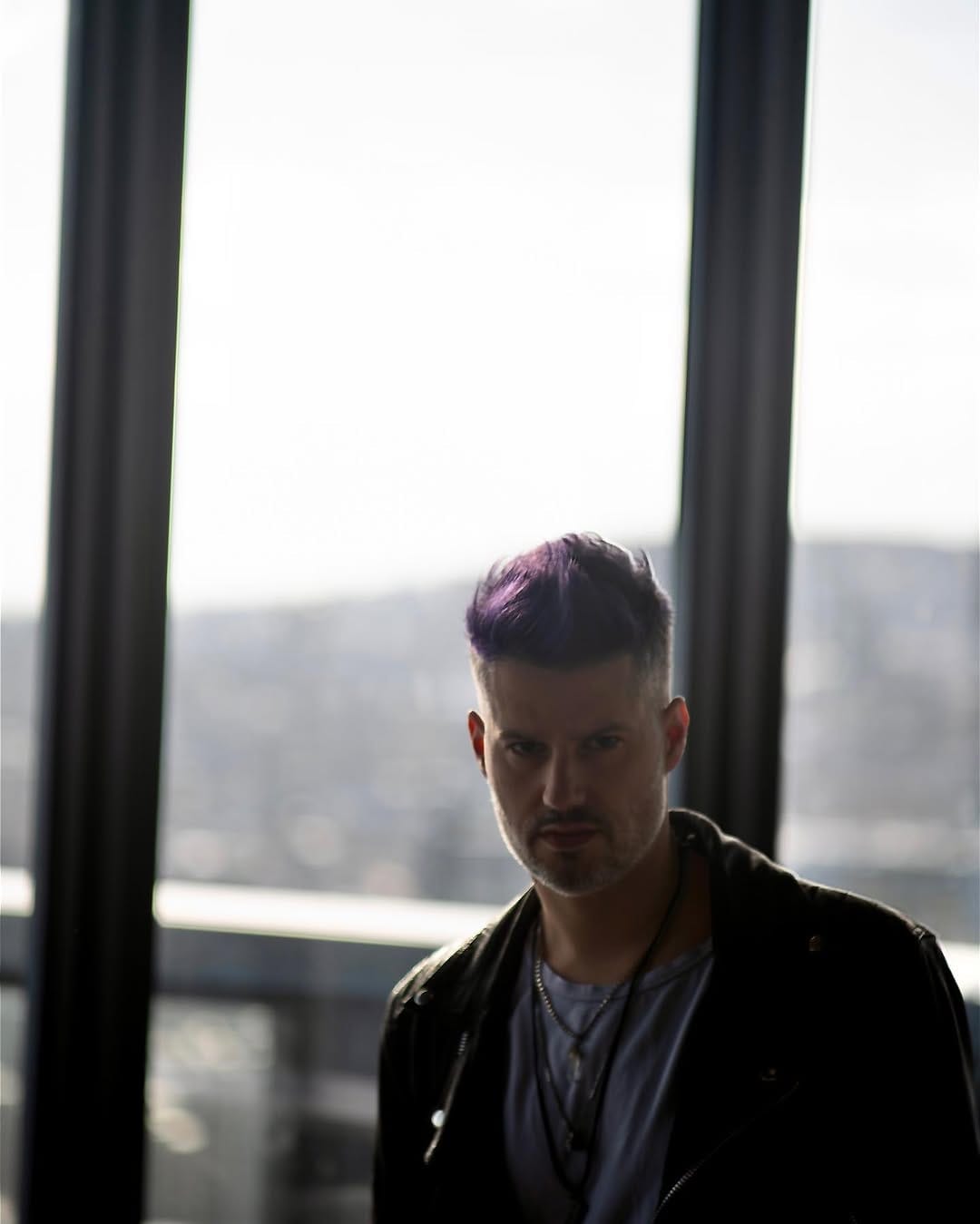 Post 10 by Benoit Laroche on Instagram (image)