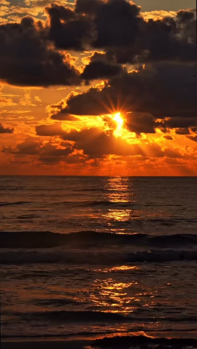 Post 5 by Udit on Instagram (video)