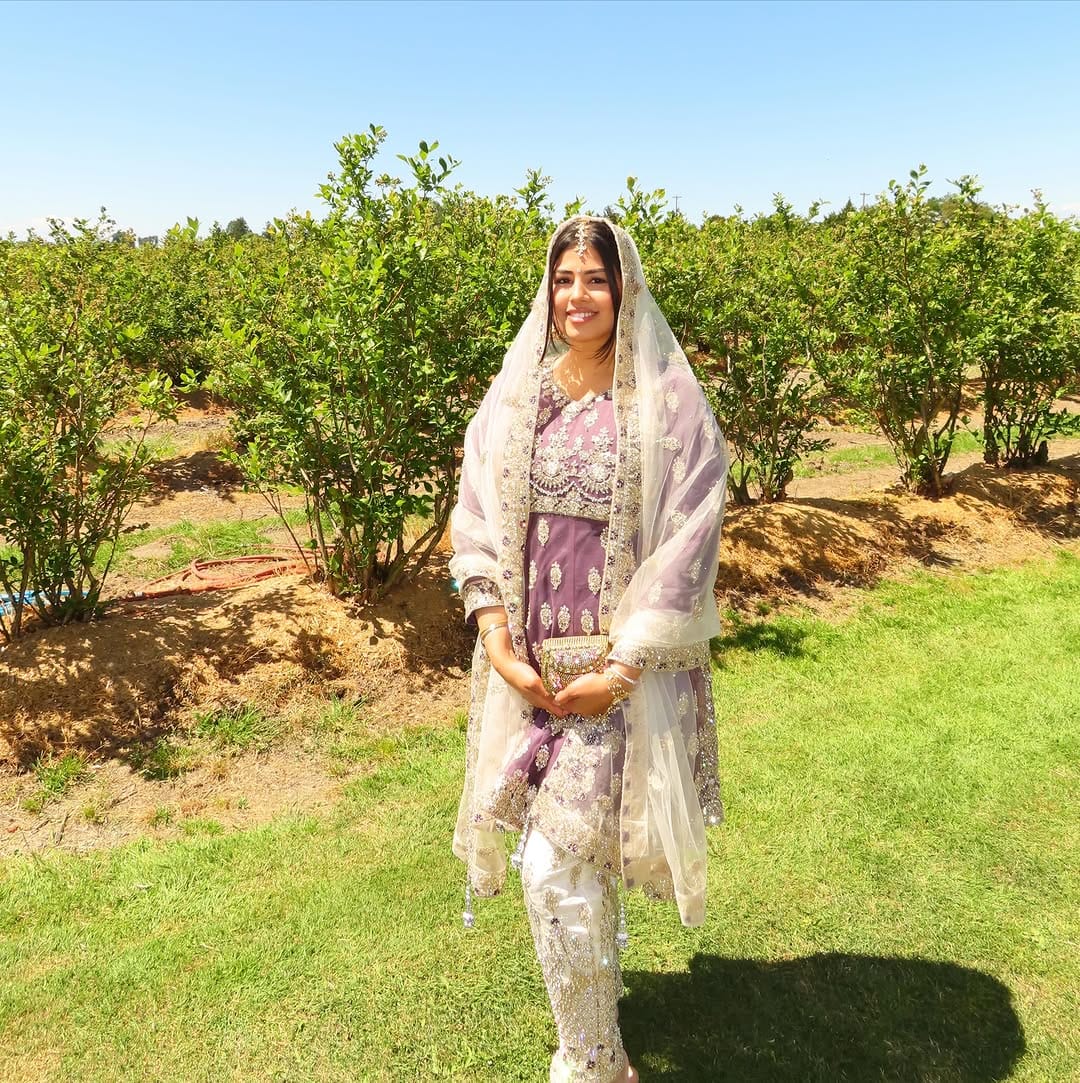 Post 1 by Jalica Kaur Rana•MAKEUP + HAIR ARTIST on Instagram (carousel)