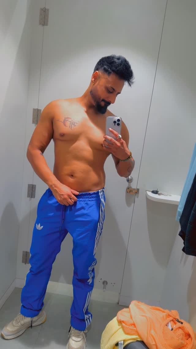 Post 6 by Abrol🔵 on Instagram (video)