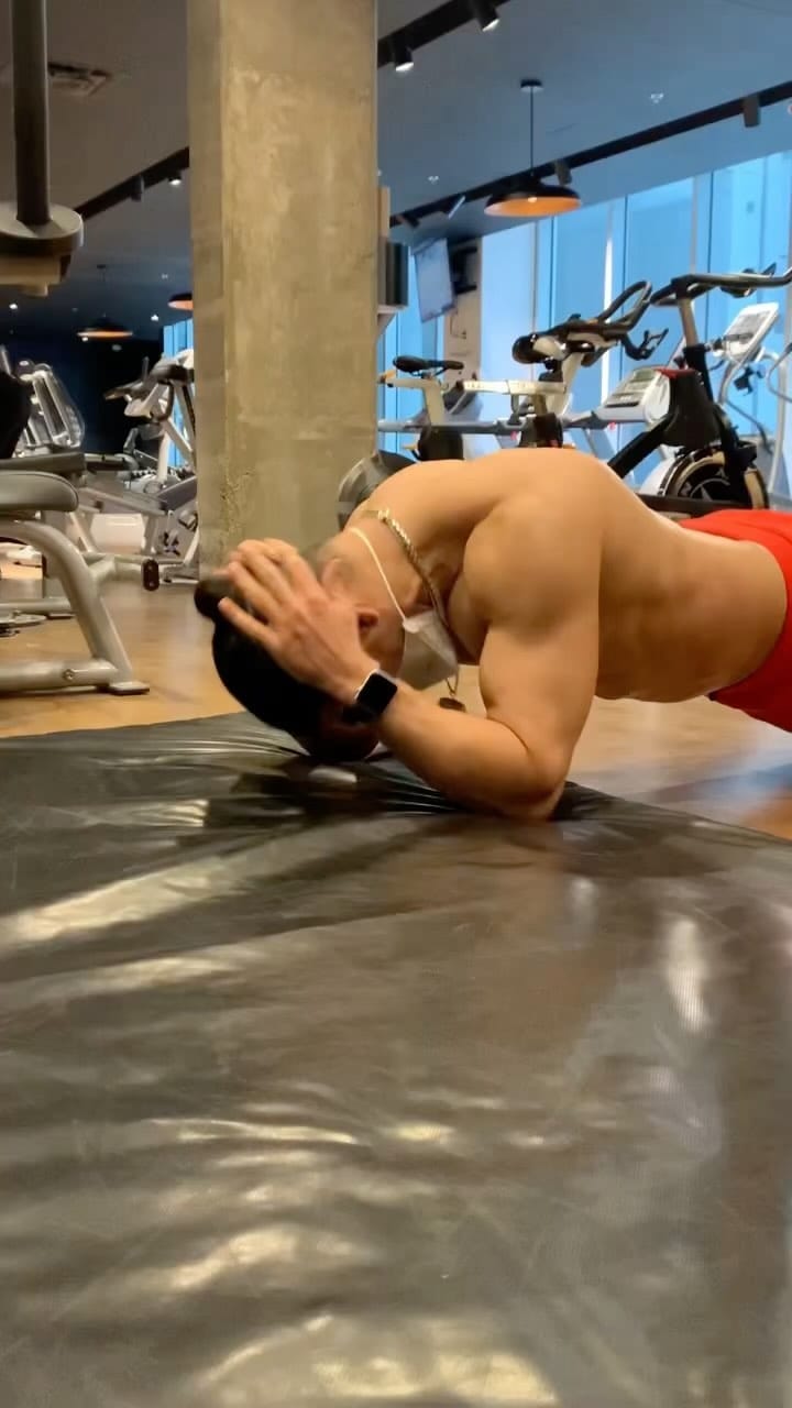 Post 3 by Dr Ariya(Ehsan)Ameri on Instagram (video)