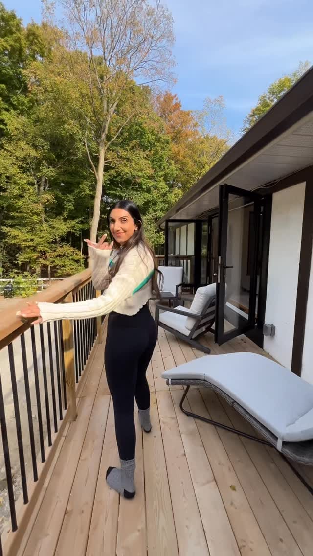 Post 10 by The Taiga Animal Sanctuary on Instagram (video)