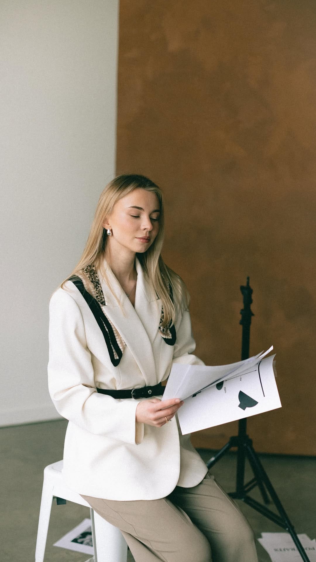 Post 2 by Zhenya Palosh on Instagram (video)