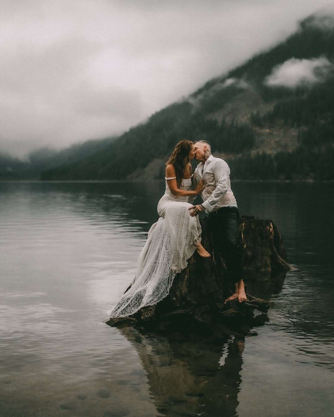 Post 9 by Amanda Coldicutt | Vancouver Wedding & Elopement Photographer on Instagram (carousel)