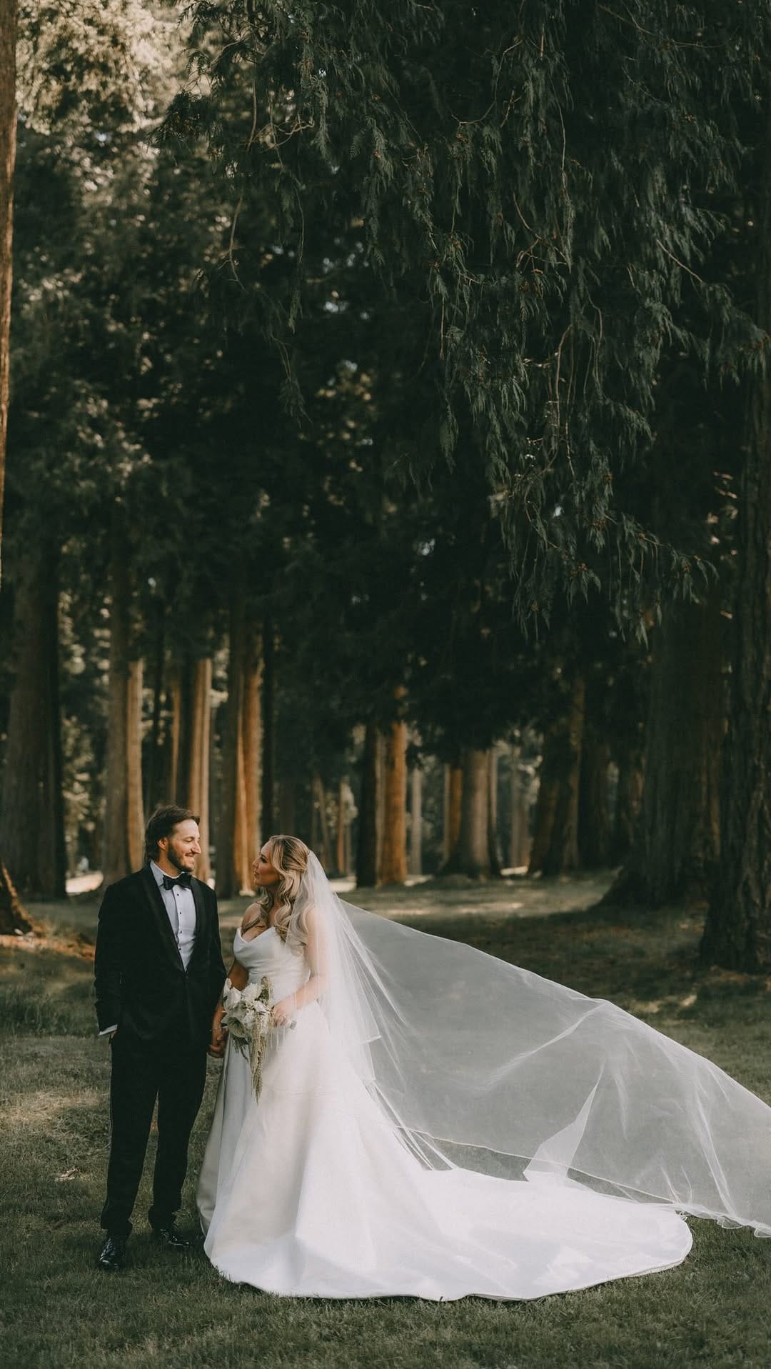 Post 3 by Amanda Coldicutt | Vancouver Wedding & Elopement Photographer on Instagram (video)