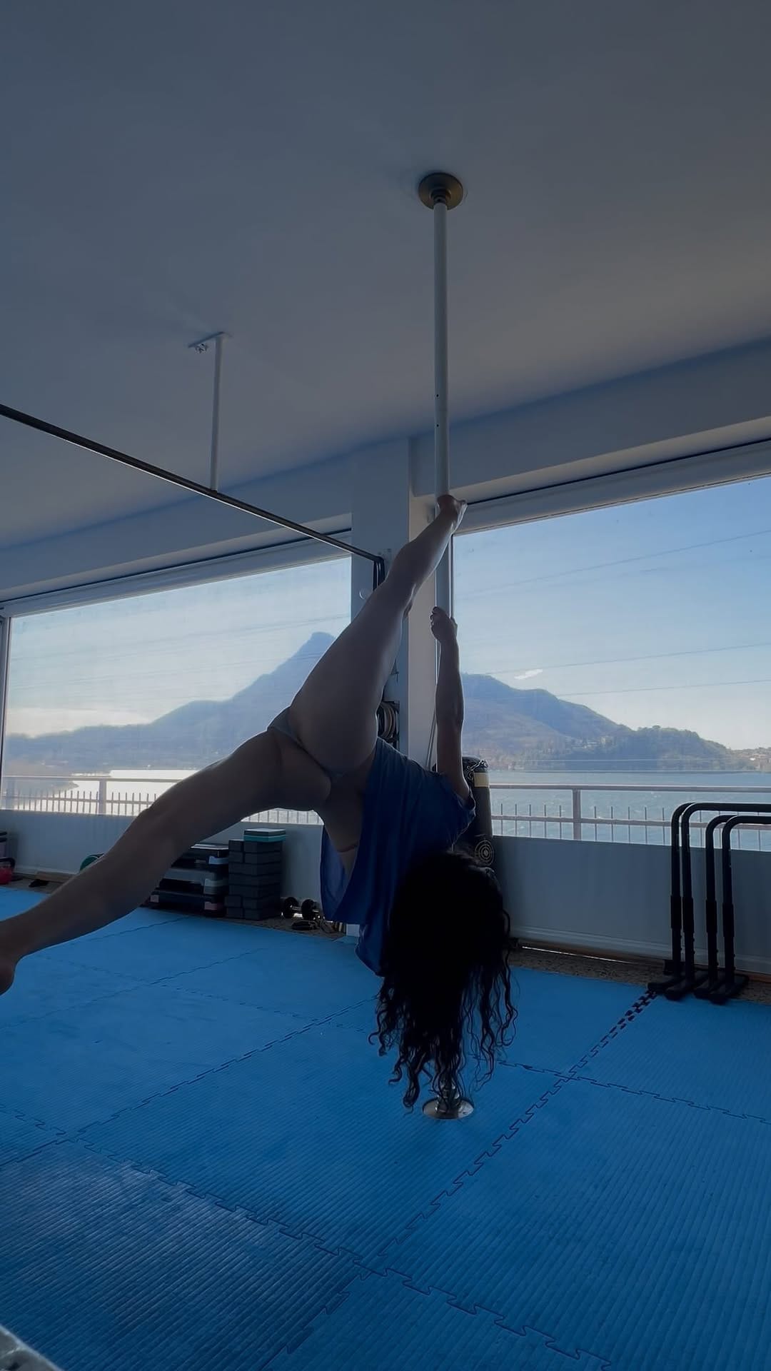 Post 5 by V I O L A   V A L S E C C H I on Instagram (video)