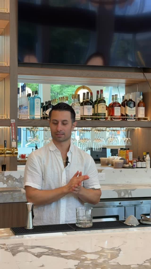 Post 8 by Lavish Liquid Bar Services on Instagram (video)