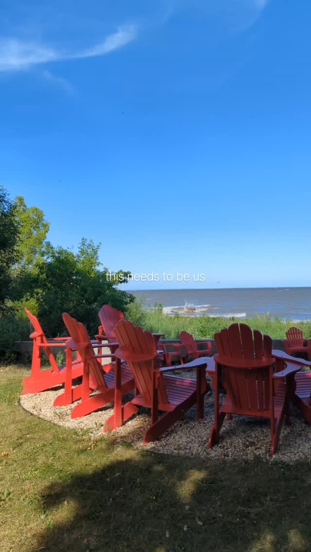 Post 8 by Large Group Lake Winnipeg Getaway on Instagram (video)