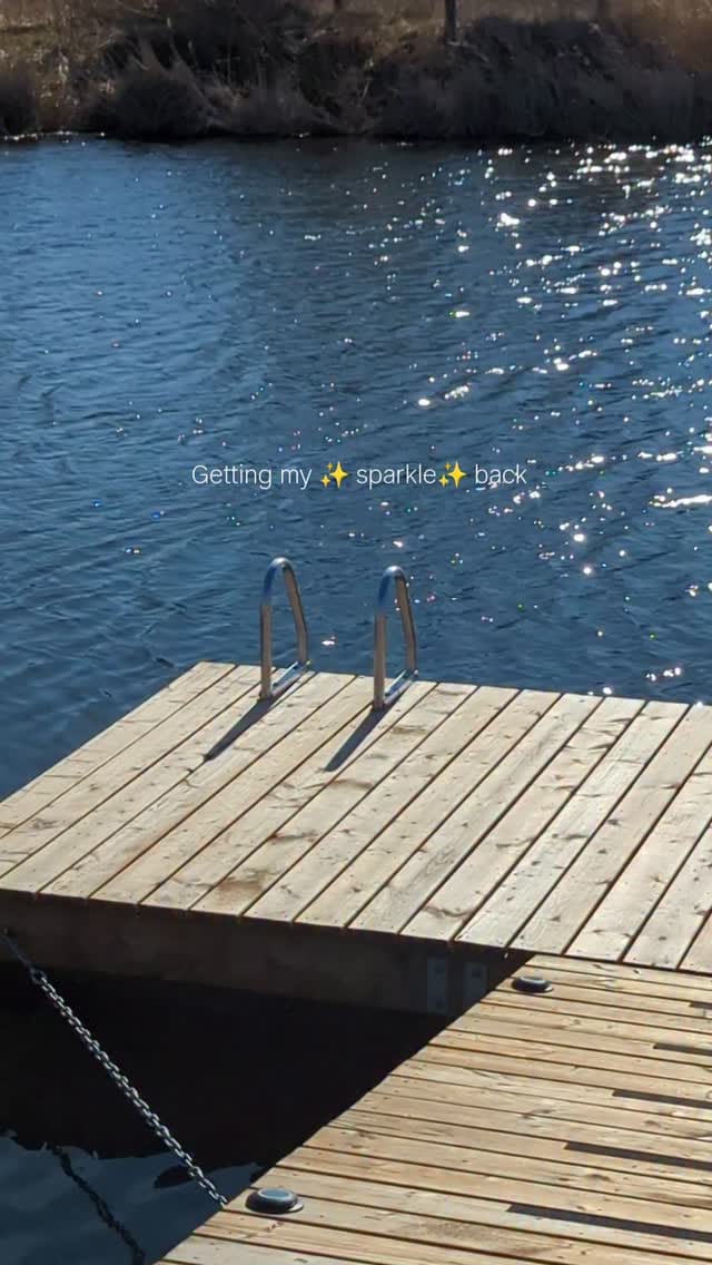 Post 1 by Large Group Lake Winnipeg Getaway on Instagram (video)