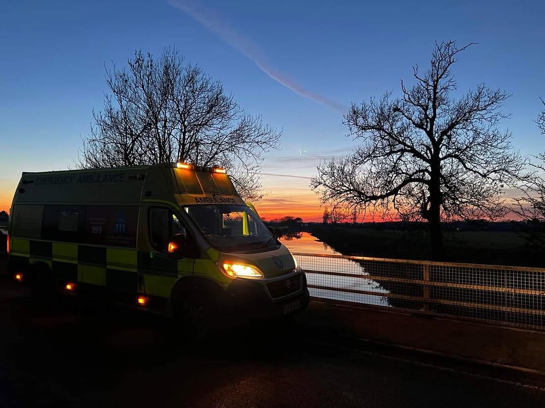 Post 4 by South East Coast Ambulance NHS on Instagram (image)