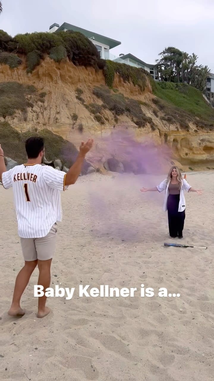 Post 10 by Kaleigh Kellner • Registered Dietitian Nutritionist on Instagram (video)