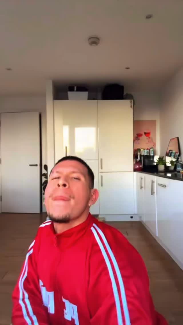 Post 1 by Armando J Cruz on Instagram (video)