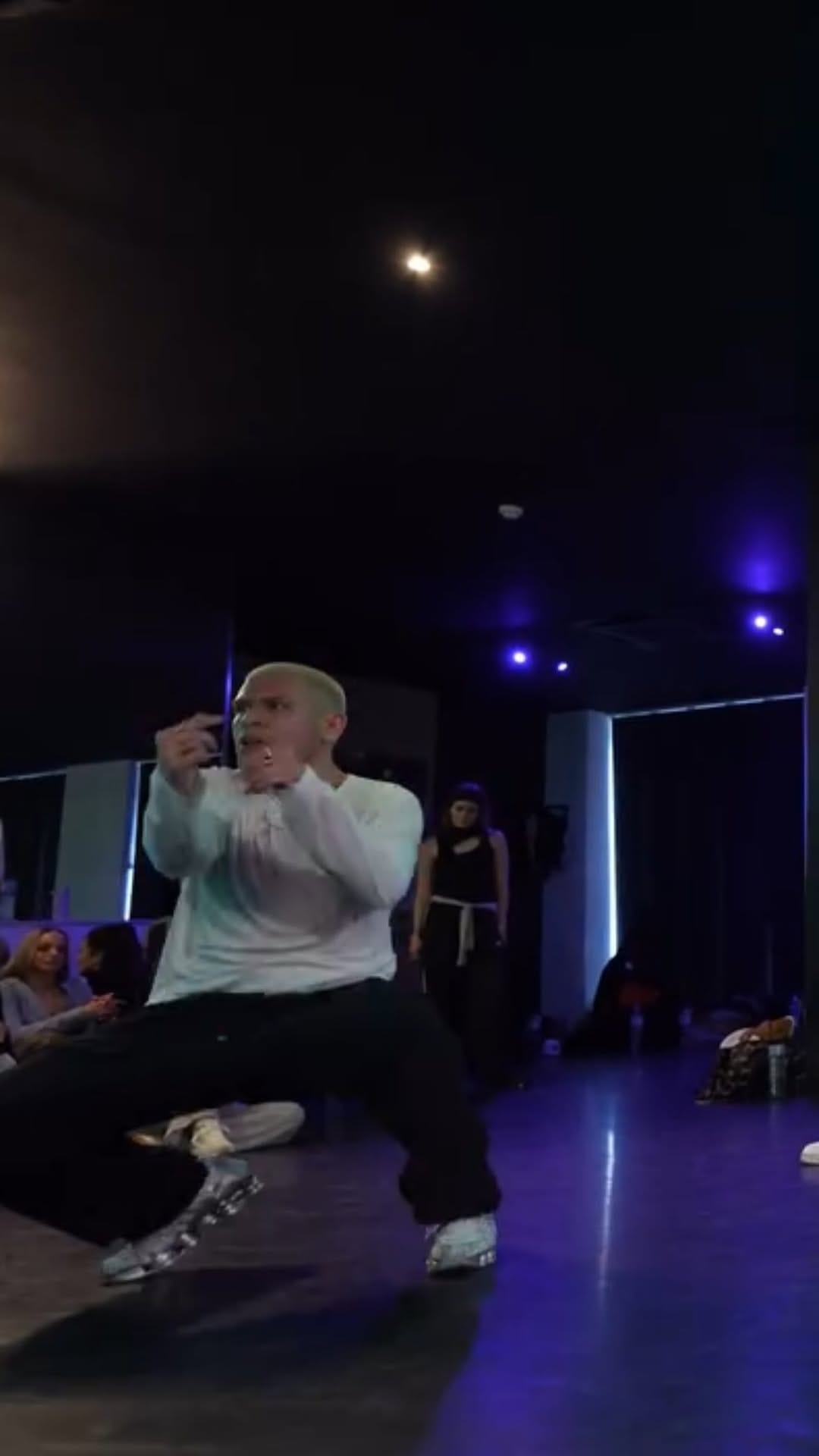 Post 6 by Armando J Cruz on Instagram (video)