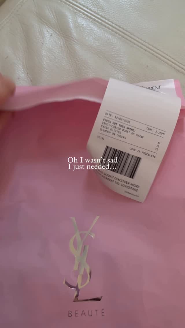 Post 5 by Estelle💕 on Instagram (video)