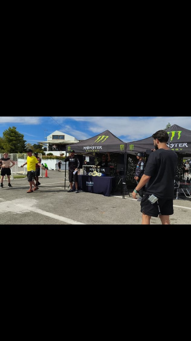 Post 6 by Ntelos on Instagram (video)