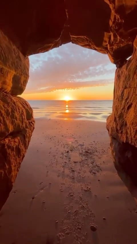 Post 9 by Quebecois En Voyage on Instagram (video)