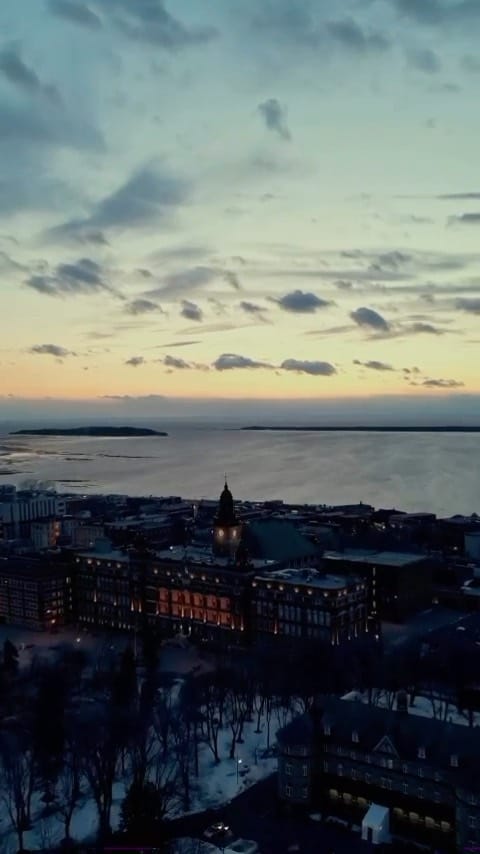 Post 5 by Quebecois En Voyage on Instagram (video)