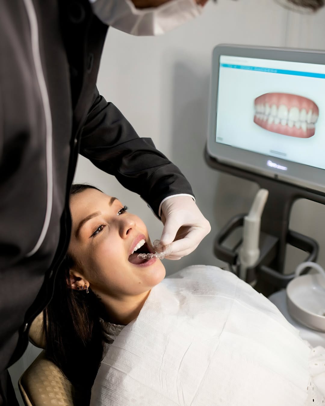 Post 8 by U of T Dentistry on Instagram (image)