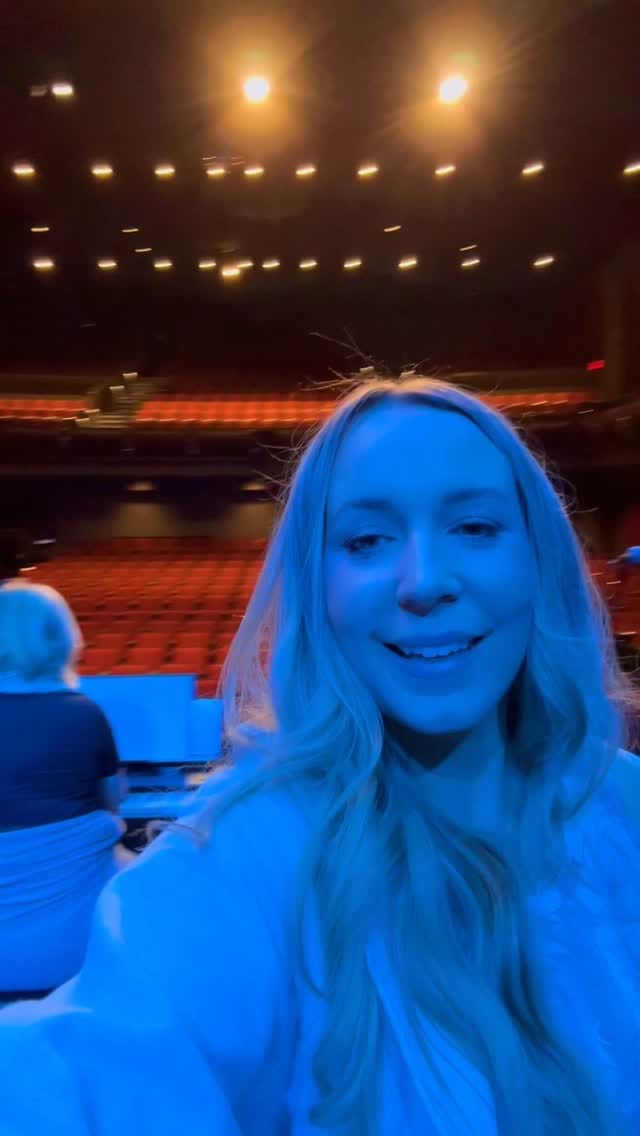 Post 7 by E l y s e  S a u n d e r s on Instagram (video)