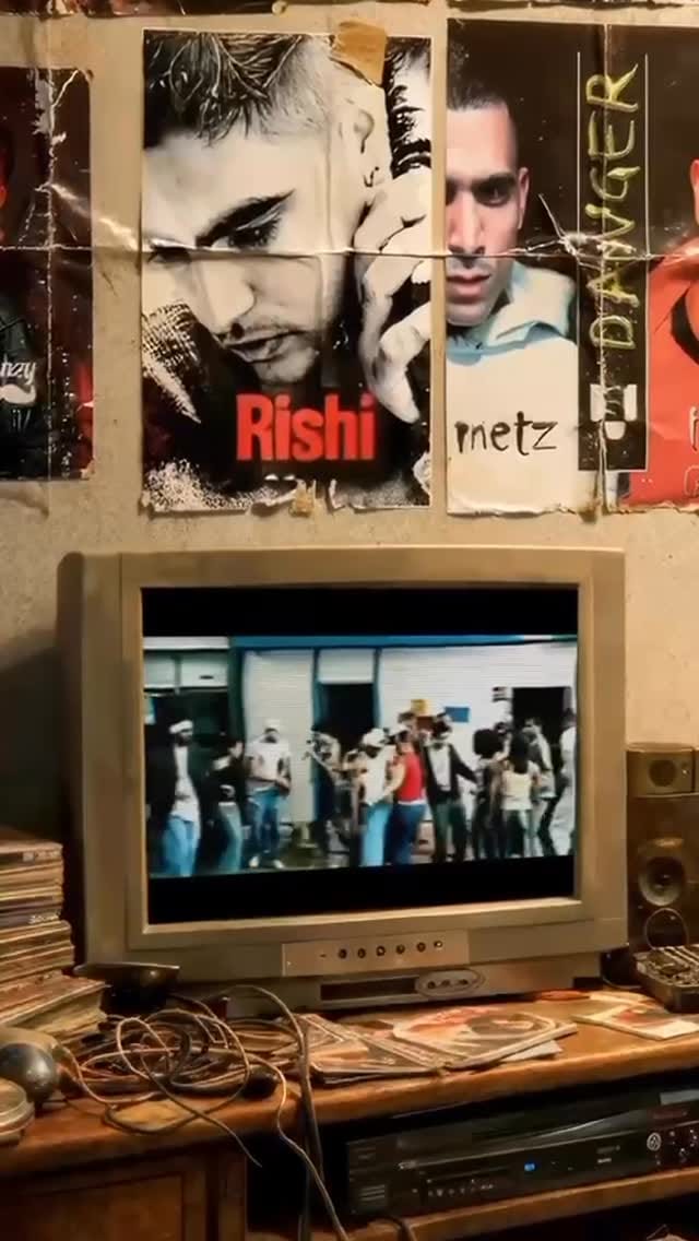 Post 3 by Jassi Sidhu on Instagram (video)