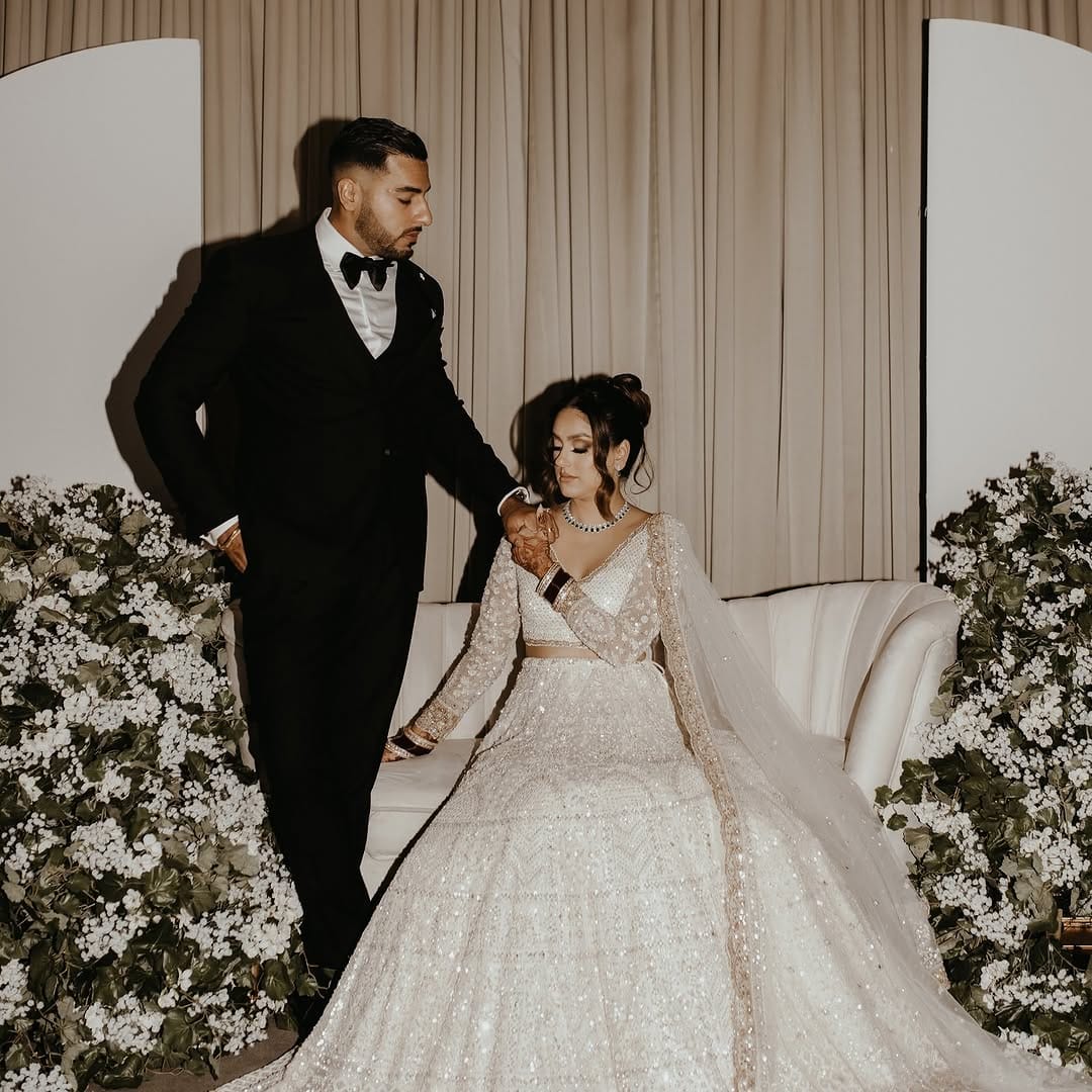 Post 6 by ONTARIO COUPLES PHOTOGRAPHER on Instagram (image)