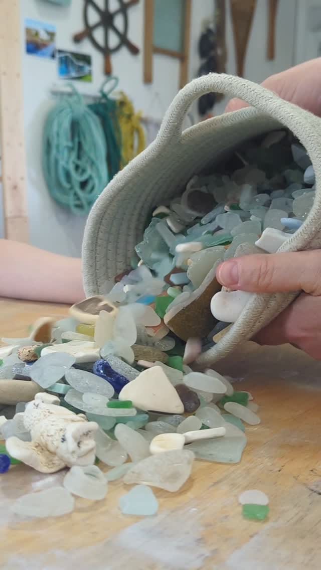 Post 3 by Lori-Lee Thomas on Instagram (video)