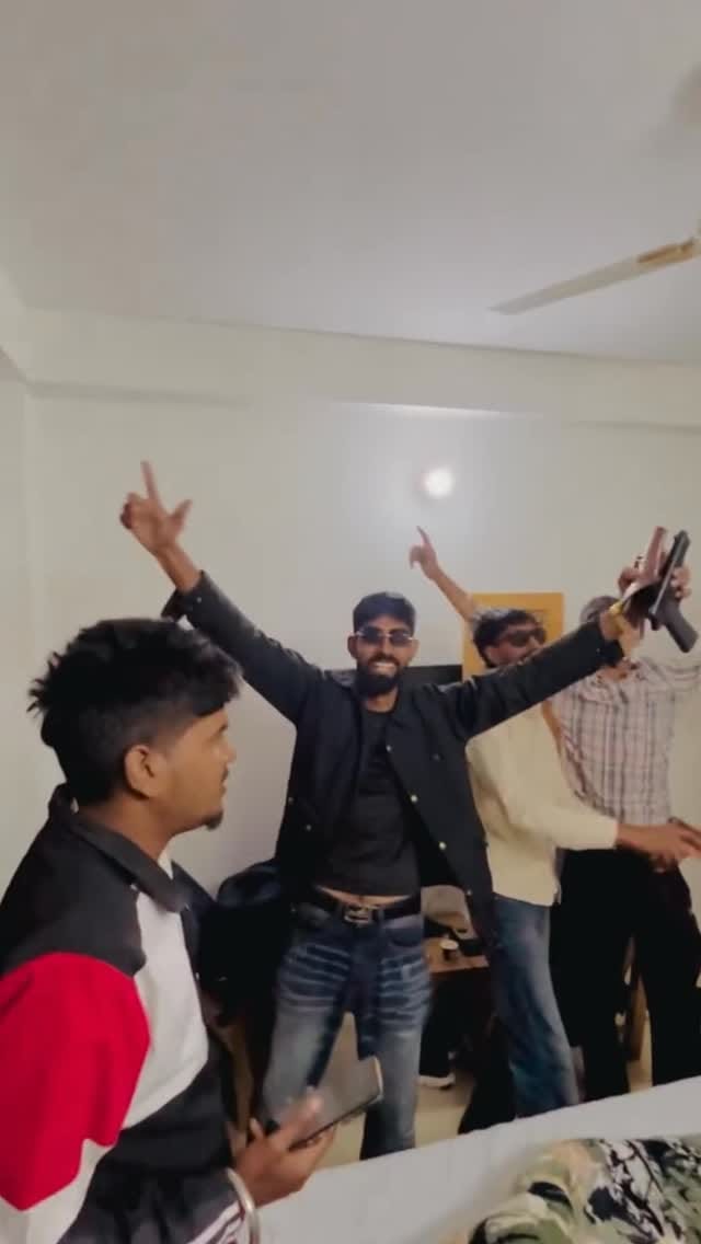 Post 3 by Canada_wale_jatt🇨🇦 on Instagram (video)