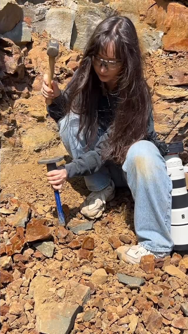 Post 2 by Jenna Berman on Instagram (video)