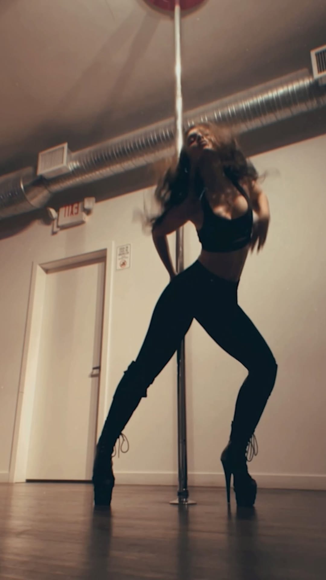 Post 1 by Jenna Berman on Instagram (video)