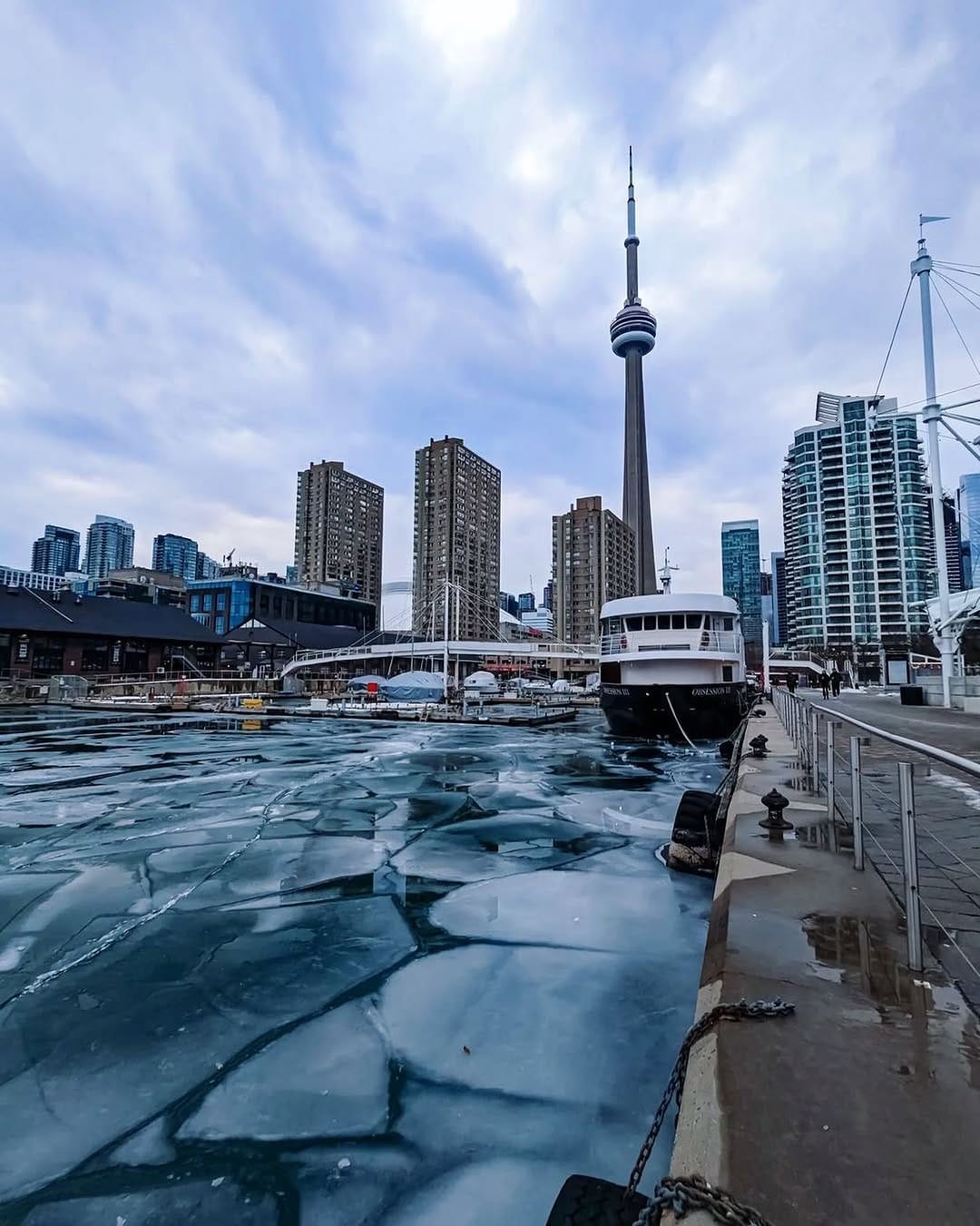 Post 6 by Toronto Feature Page on Instagram (image)